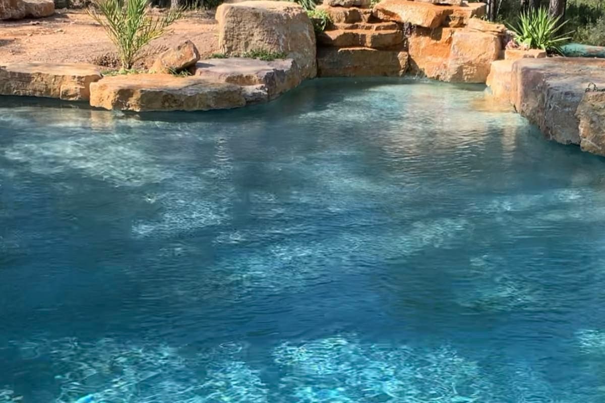 Superbe piscine lagon XXL - Photo 1