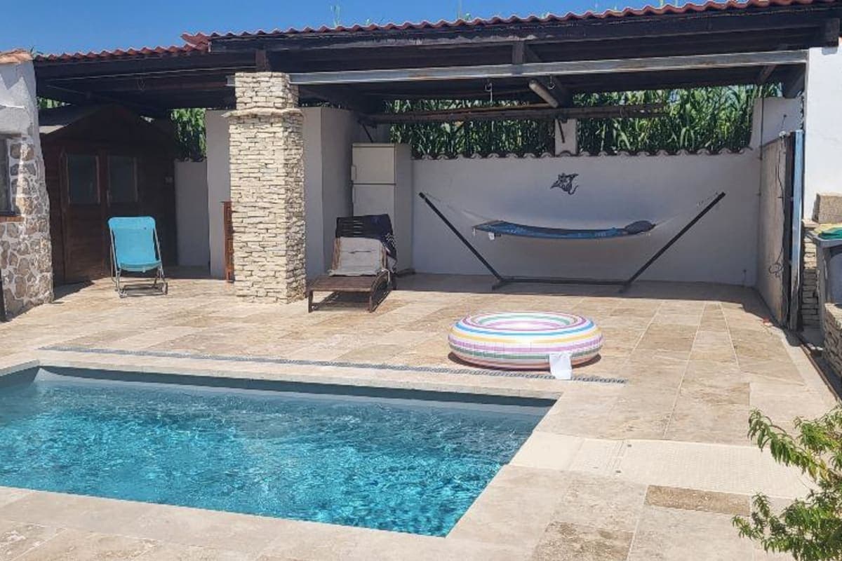 Magnifique terrasse avec piscine - Photo 1